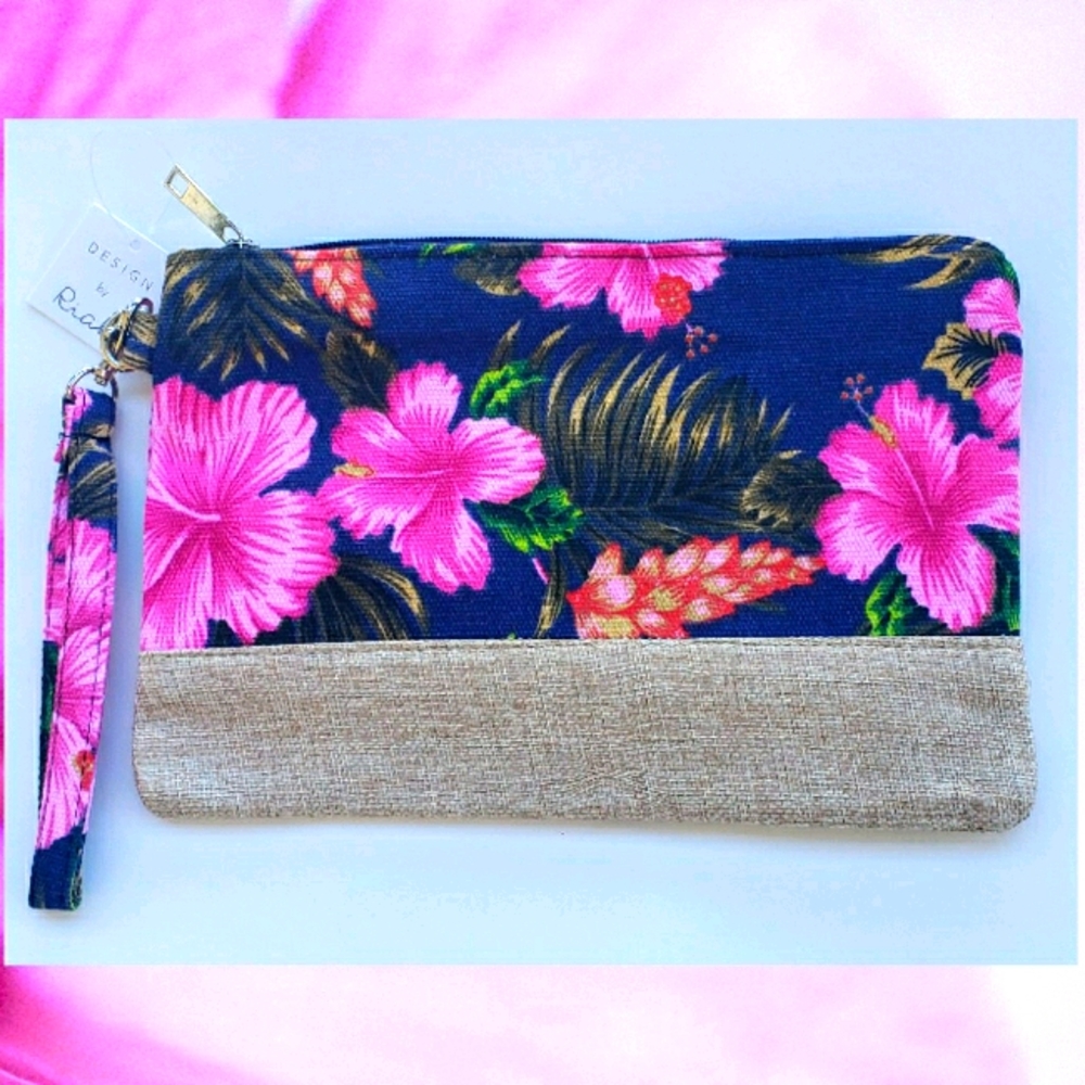 🌺Hibiscus Flower Navy Wristlet /Cosmetic Bag
